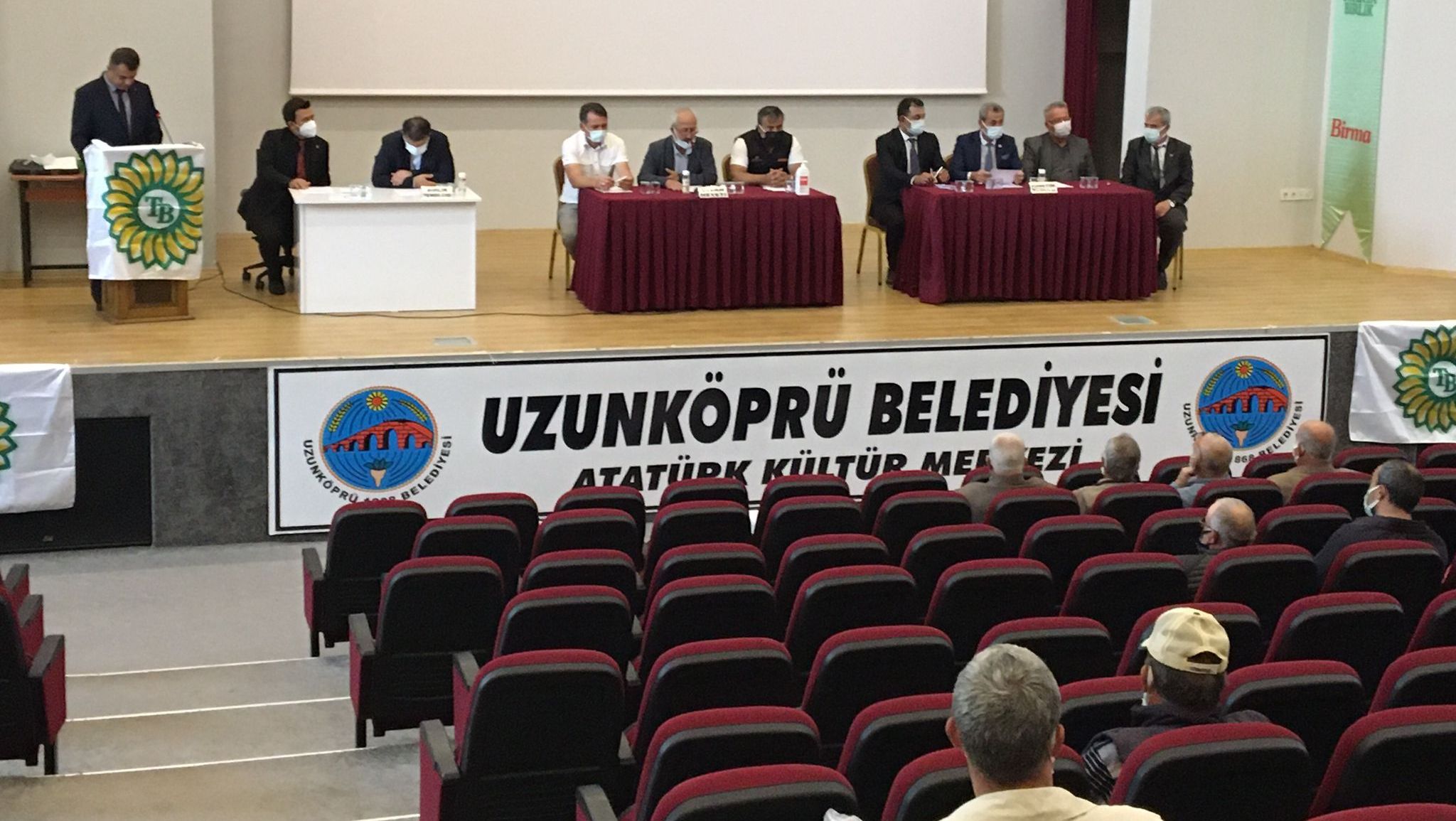 GENEL KURUL TOPLANTISINI  YAPTILAR