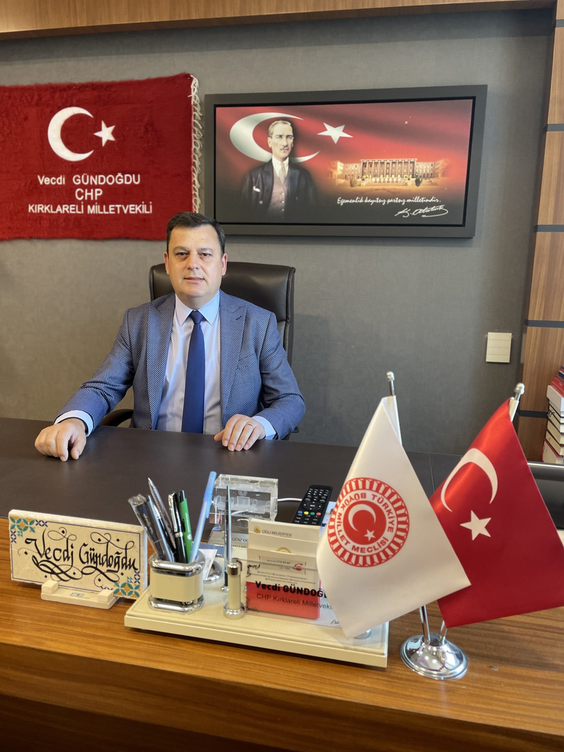 VECDİ GÜNDOĞDU “5 HAZİRAN DÜNYA ÇEVRE GÜNÜ KUTLU OLSUN!”