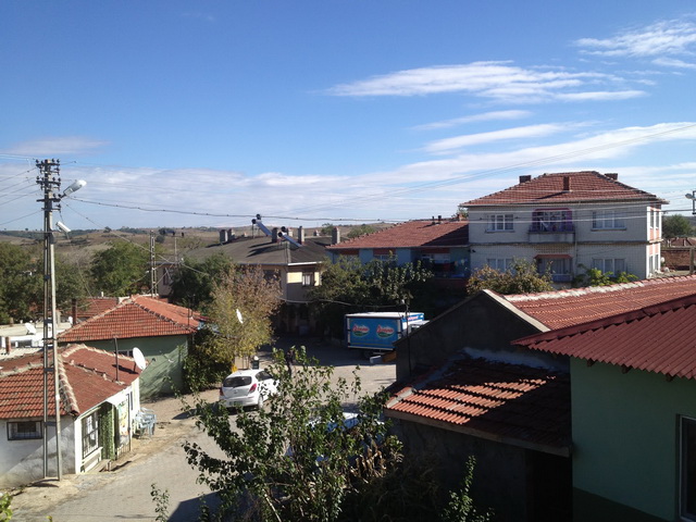 GELENEK VE GÖRENEKLERİNE BAĞLI KÖY