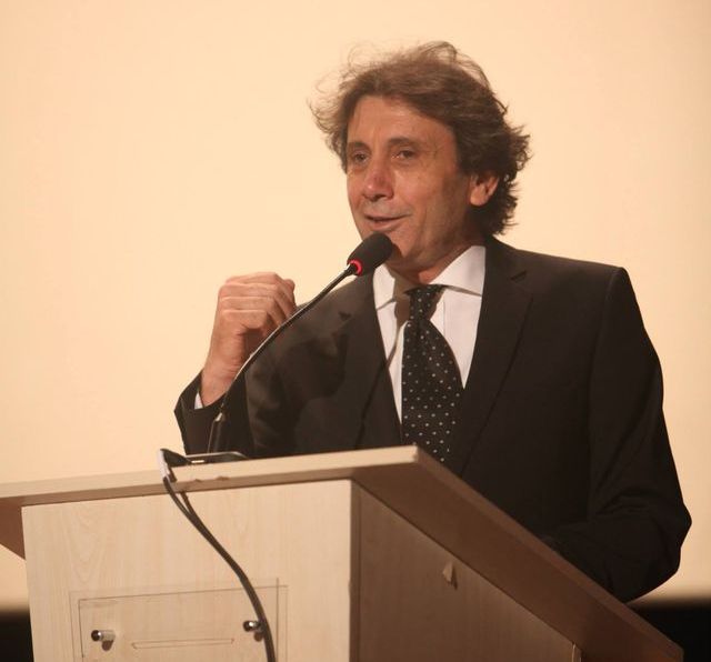 Ersin ERTÜRK yazdı; TUHAF MI TUHAF, FARKINDA MI SINIZ?
