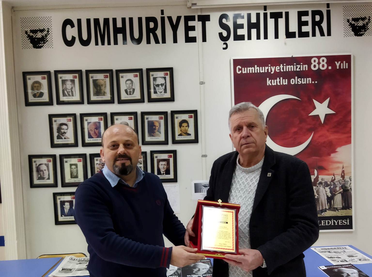 persia monir kevın nash