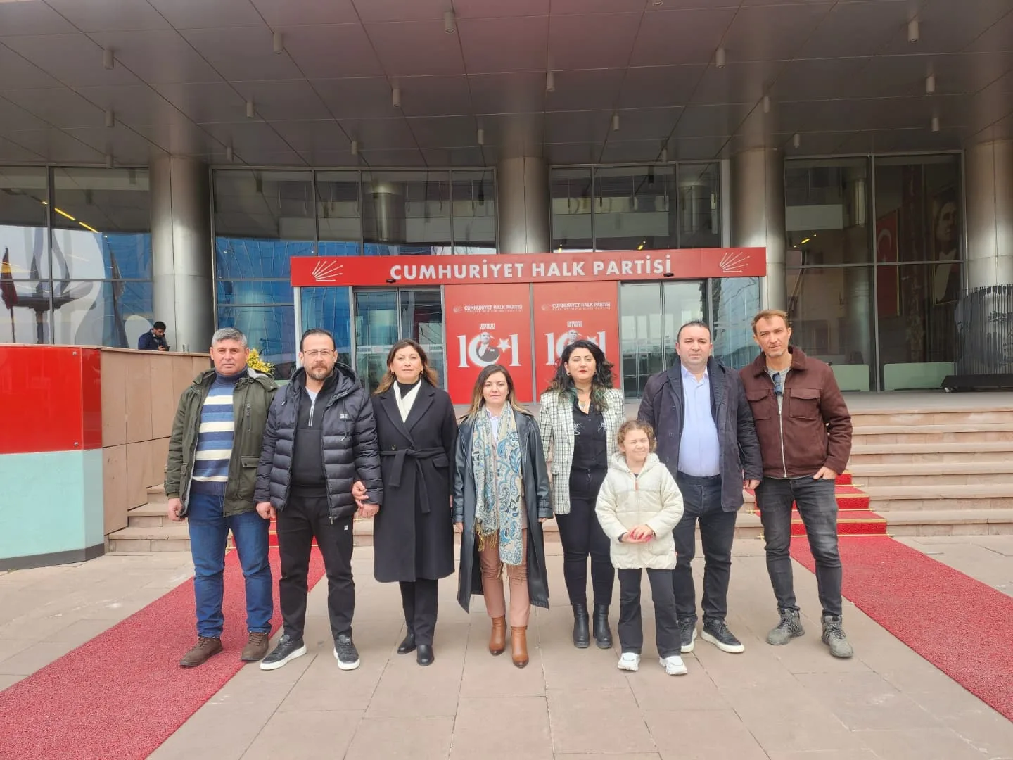 DİRENEN İŞÇİLERDEN ANKARA ÇIKARMASI