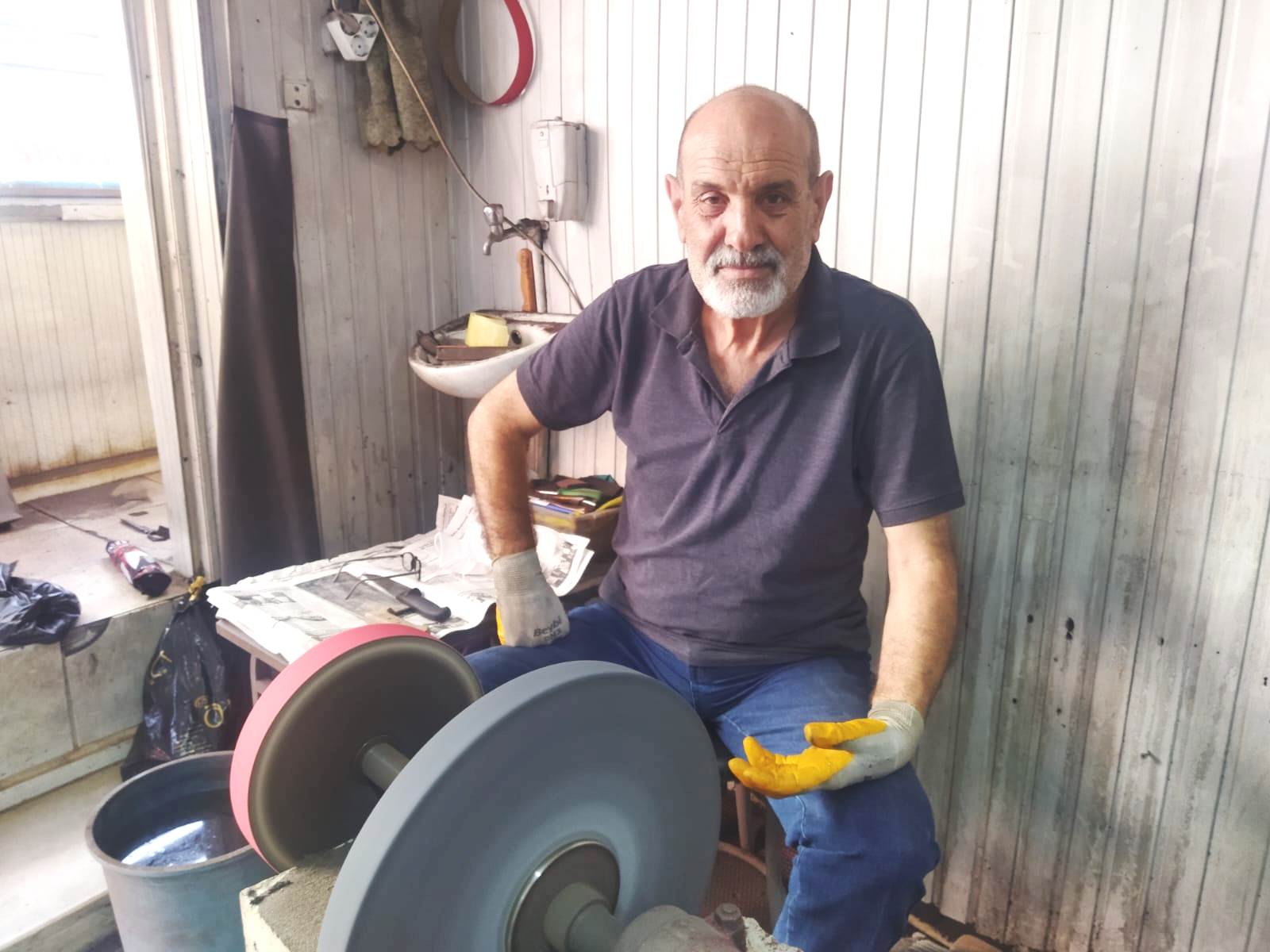 BIÇAKLAR KURBAN İÇİN  BİLENİYOR